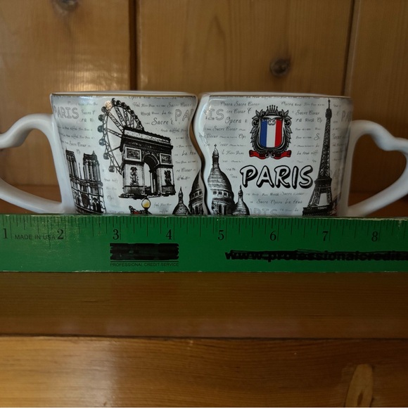 Paris Themed Heart Handle Mugs, set of 2 from France - Picture 7 of 13